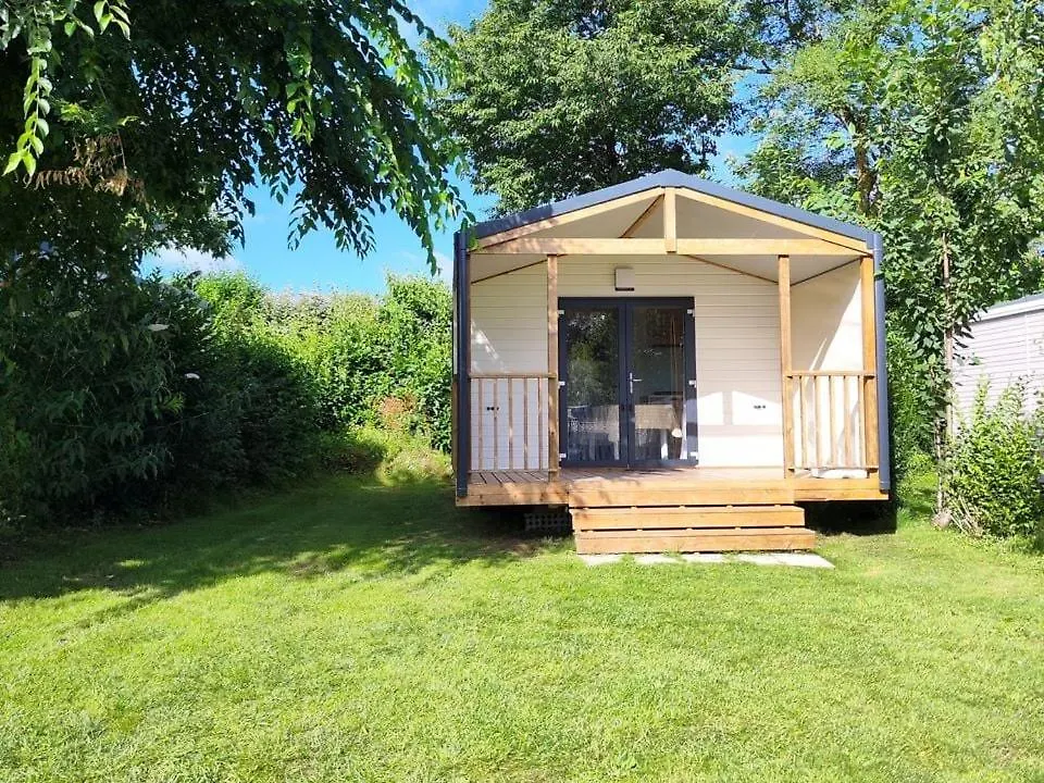 Camping Les Rives De Vilaine - Proche Barrage D'Arzal - Calme Et Nature Férel