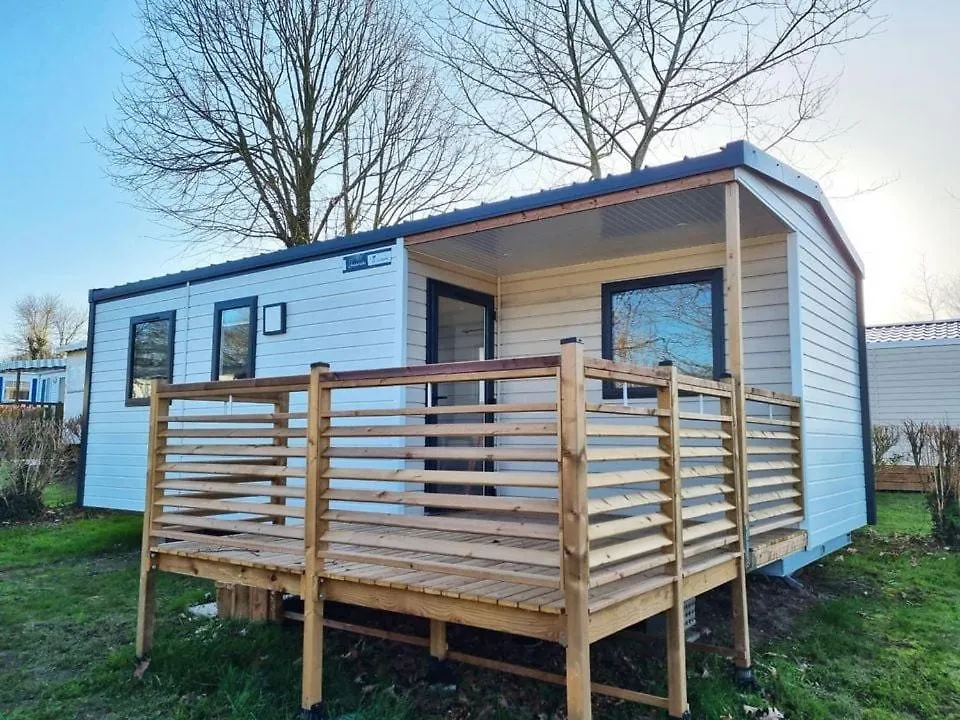 Campingplads Camping Les Rives De Vilaine - Proche Barrage D'Arzal - Calme Et Nature Férel