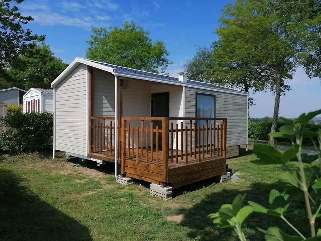 Camping Les Rives De Vilaine - Proche Barrage D'Arzal - Calme Et Nature Férel 0*,